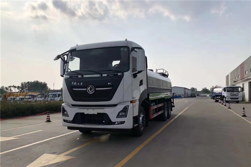 東風(fēng)天龍后八輪20噸噴霧車，國六綠化噴灑車